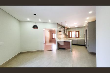 Casa de condomínio à venda com 1580m², 7 quartos e 6 vagasCozinha