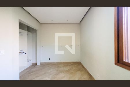 Casa de condomínio à venda com 1580m², 7 quartos e 6 vagasQuarto de Hospede