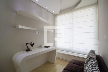 Casa de condomínio para alugar com 352m², 3 quartos e 4 vagasEscritório