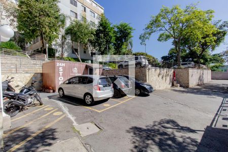 Área Comum - Estacionamento de apartamento para alugar com 3 quartos, 53m² em Cidade Líder, São Paulo