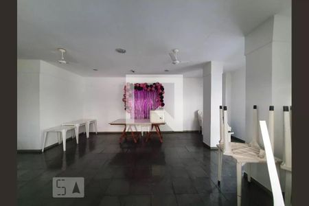 Apartamento à venda com 65m², 2 quartos e 1 vagaSalão de Festas