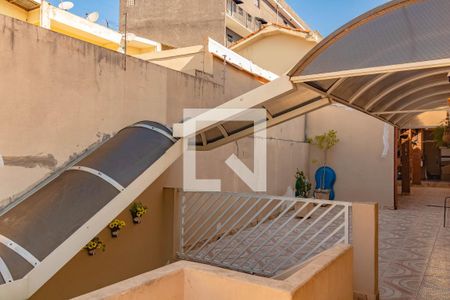 Casa à venda com 300m², 3 quartos e 3 vagas Casa à venda com 300m², 3 quartos e 3 vagasÁrea comum