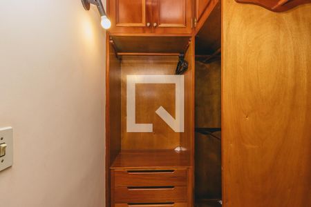 Casa de condomínio para alugar com 580m², 6 quartos e 4 vagasSuíte 1 closet