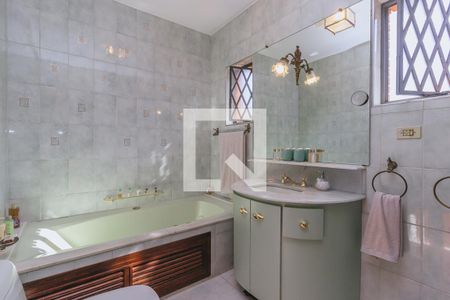 Casa de condomínio para alugar com 580m², 6 quartos e 4 vagasSuíte 3