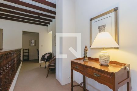 Casa de condomínio para alugar com 580m², 6 quartos e 4 vagasHall dos quartos