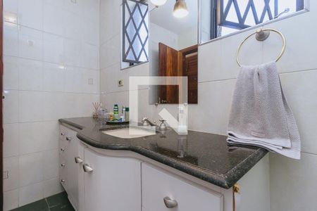 Casa de condomínio para alugar com 580m², 6 quartos e 4 vagasSuíte 4