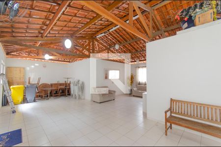 Apartamento à venda com 48m², 2 quartos e sem vagaÁrea Comum - Salão de Festas