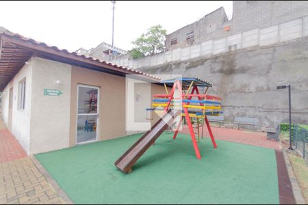 Apartamento à venda com 48m², 2 quartos e sem vagaÁrea Comum - Playground