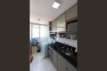 Apartamento à venda com 48m², 2 quartos e sem vagaCozinha e Área de Serviço