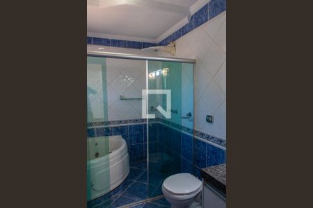 Casa à venda com 290m², 4 quartos e 4 vagasBANHEIRO DA SUITE MASTER