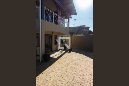 Casa à venda com 290m², 4 quartos e 4 vagasÁREA EXTERNA FRENTE