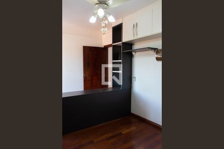 Casa à venda com 290m², 4 quartos e 4 vagasSUITE 4