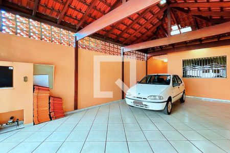 Casa à venda com 214m², 3 quartos e 4 vagasGaragem