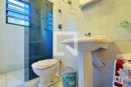 Casa à venda com 214m², 3 quartos e 4 vagasBanheiro