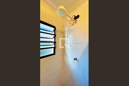 Casa à venda com 214m², 3 quartos e 4 vagasBanheiro