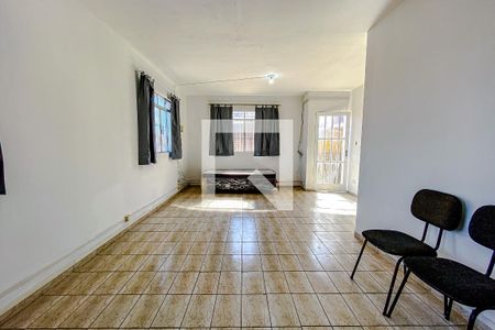 Kitnet de casa para alugar com 1 quarto, 50m² em Vila Dom Pedro I, São Paulo