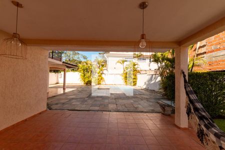 Quintal de casa de condomínio para alugar com 4 quartos, 282m² em Residencial Morada dos Pássaros-aldeia da Serra, Barueri