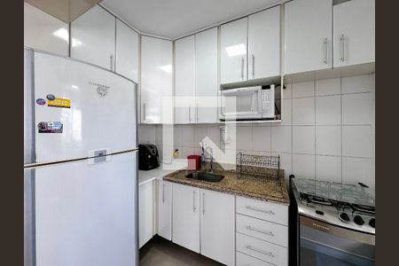 Apartamento para alugar com 66m², 2 quartos e 2 vagasCozinha