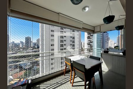 Sacada de apartamento para alugar com 2 quartos, 66m² em Santo Amaro, São Paulo