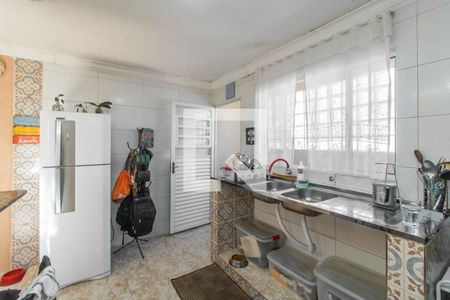 Casa à venda com 300m², 2 quartos e 2 vagasCozinha