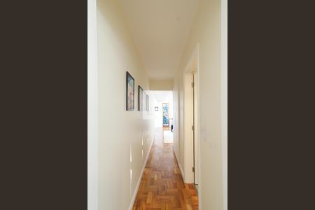 Apartamento à venda com 115m², 1 quarto e 2 vagasCorredor