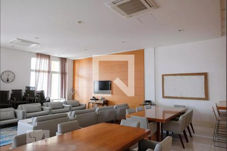 Apartamento à venda com 174m², 3 quartos e 4 vagasÁrea comum - Salão de festas