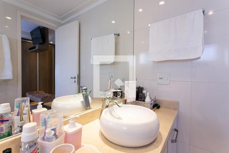 Apartamento à venda com 174m², 3 quartos e 4 vagasBanheiro da Suíte 1