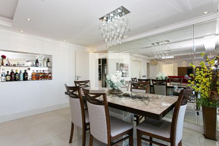 Apartamento à venda com 174m², 3 quartos e 4 vagasSala