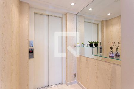 Apartamento à venda com 174m², 3 quartos e 4 vagasHall Social