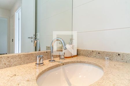 Apartamento à venda com 111m², 3 quartos e 2 vagasBanheiro Social