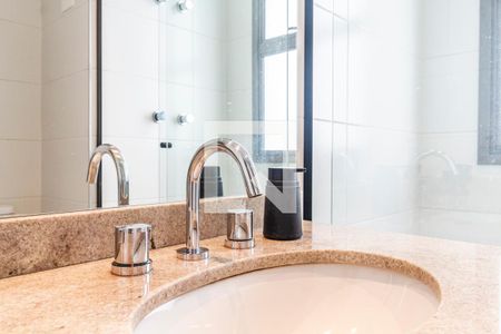 Apartamento à venda com 111m², 3 quartos e 2 vagasBanheiro da Suíte