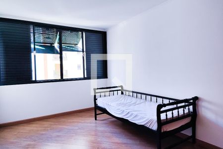 Suite de apartamento à venda com 4 quartos, 180m² em Vila Bastos, Santo André