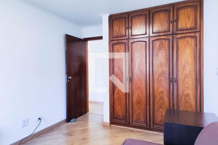 Apartamento à venda com 180m², 4 quartos e 2 vagasQuarto 2