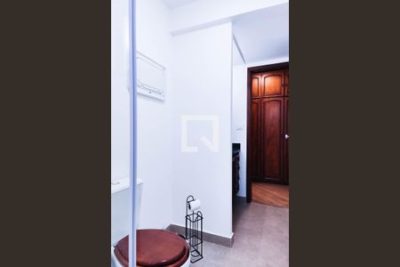 Apartamento à venda com 180m², 4 quartos e 2 vagasBanheiro da Suite