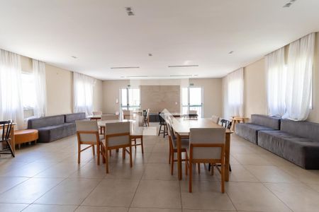 Apartamento para alugar com 41m², 2 quartos e sem vagaÁrea comum - Salão de Festas