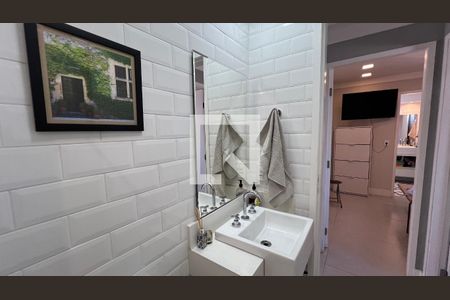 Apartamento à venda com 140m², 2 quartos e 2 vagasBanheiro