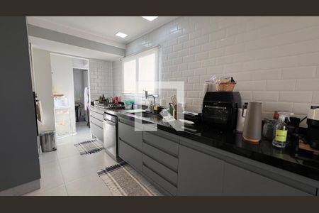 Apartamento à venda com 140m², 2 quartos e 2 vagasCozinha