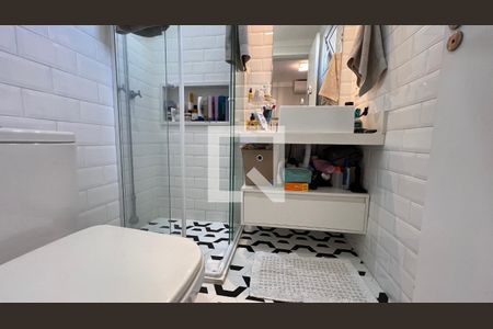 Apartamento à venda com 140m², 2 quartos e 2 vagasBanheiro da Suíte