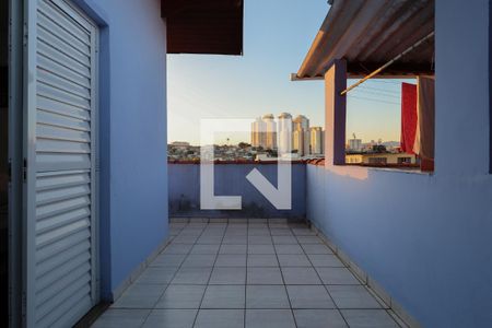 Casa à venda com 500m², 3 quartos e 4 vagas Casa à venda com 500m², 3 quartos e 4 vagasVaranda do quarto 1