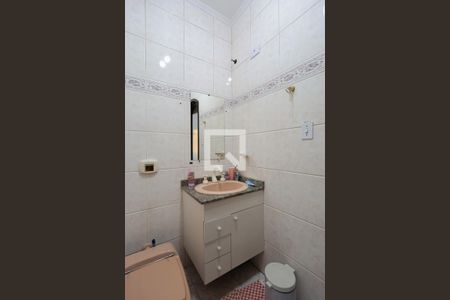 Casa à venda com 500m², 3 quartos e 4 vagas Casa à venda com 500m², 3 quartos e 4 vagasBanheiro da Suíte