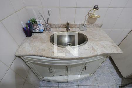 Casa à venda com 500m², 3 quartos e 4 vagas Casa à venda com 500m², 3 quartos e 4 vagasBanheiro 2