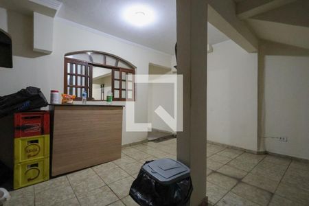 Casa à venda com 500m², 3 quartos e 4 vagas Casa à venda com 500m², 3 quartos e 4 vagasChurrasqueira 2