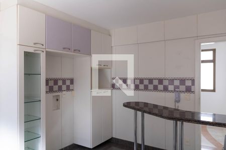 Apartamento para alugar com 180m², 4 quartos e 3 vagasCozinha