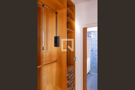 Apartamento para alugar com 180m², 4 quartos e 3 vagasCloset