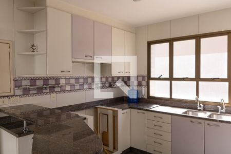 Apartamento para alugar com 180m², 4 quartos e 3 vagasCozinha