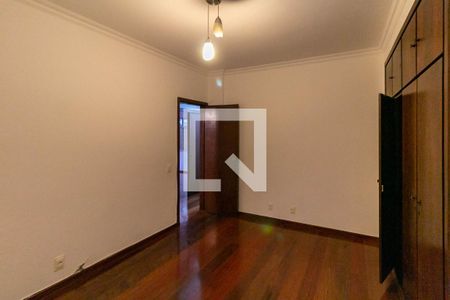 Apartamento para alugar com 200m², 4 quartos e 2 vagas Apartamento para alugar com 200m², 4 quartos e 2 vagasQuarto 2