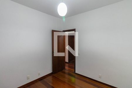 Apartamento para alugar com 200m², 4 quartos e 2 vagas Apartamento para alugar com 200m², 4 quartos e 2 vagasQuarto 3