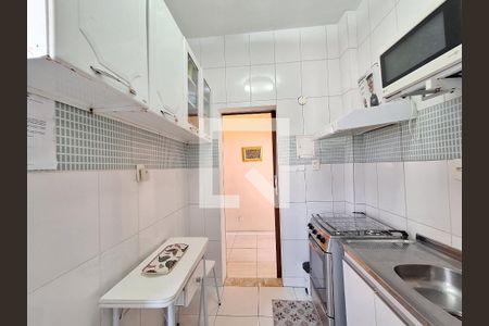 Apartamento à venda com 68m², 2 quartos e sem vagaCozinha 