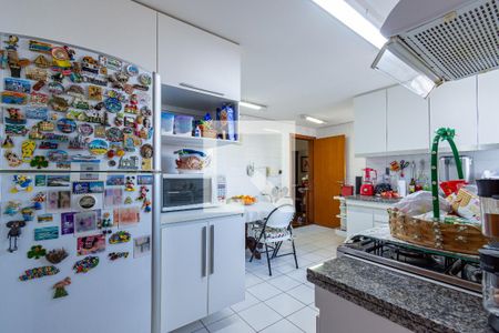 Apartamento à venda com 156m², 3 quartos e 3 vagasCozinha