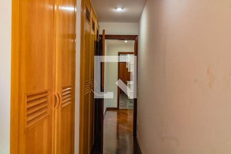 Apartamento à venda com 143m², 3 quartos e 3 vagas Apartamento à venda com 143m², 3 quartos e 3 vagasQuarto 3